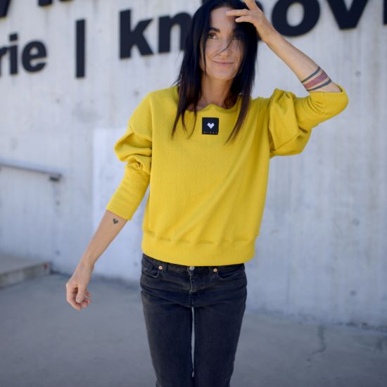 Mikina- ARLO - PERFORE- rich yellow